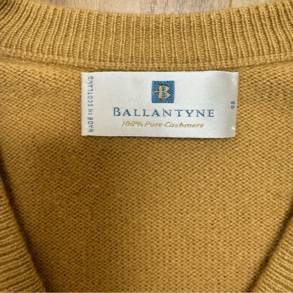 Cashmere Ballantyne Camel Tan V-Neck Sweater Scotland XL - Picture 9 of 15